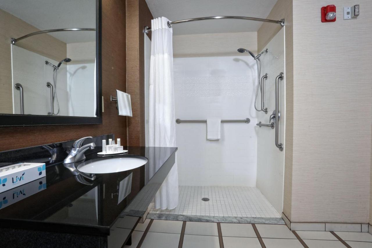 Fairfield Inn & Suites By Marriott Charleston North/Ashley Phosphate North Charleston Eksteriør billede