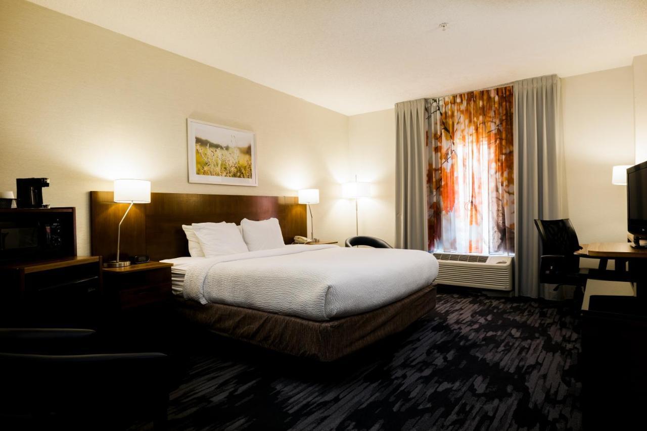 Fairfield Inn & Suites By Marriott Charleston North/Ashley Phosphate North Charleston Eksteriør billede