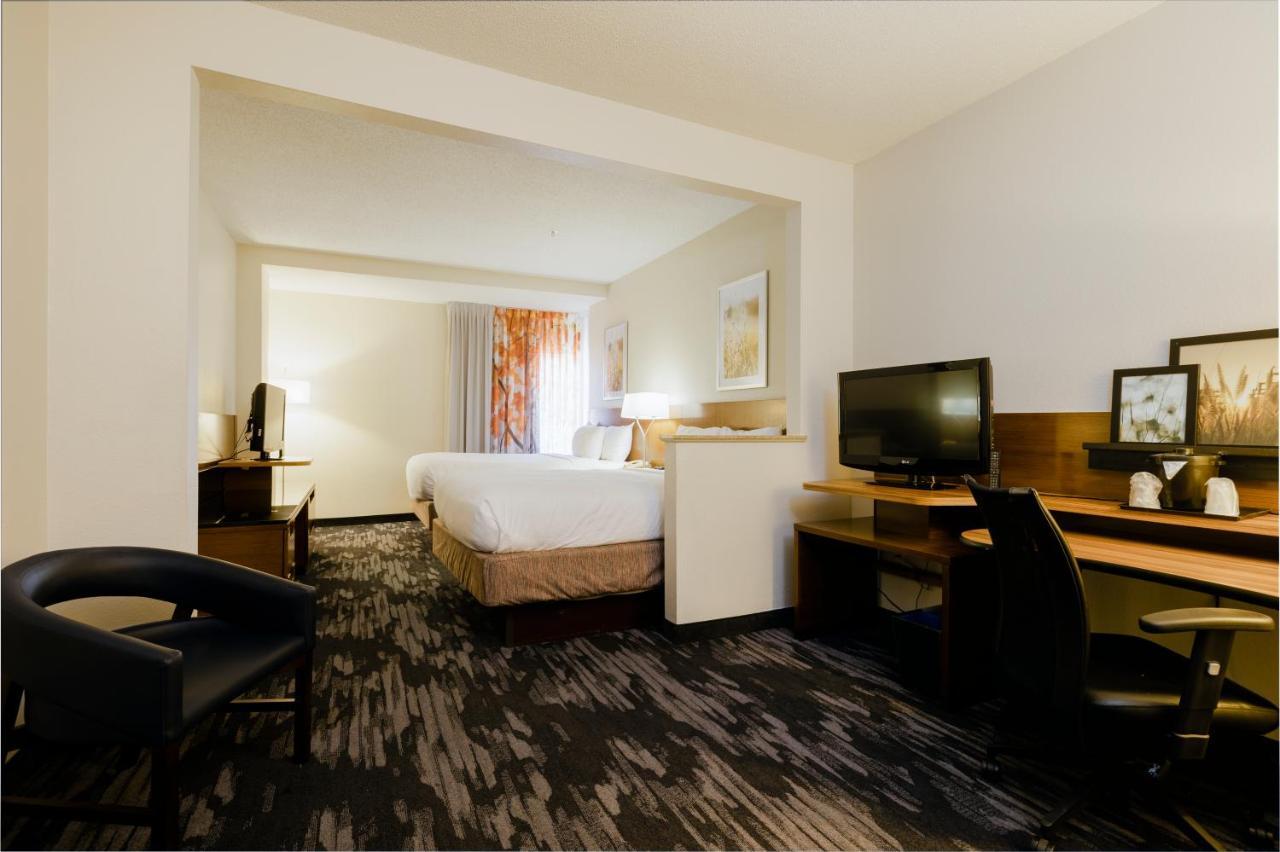 Fairfield Inn & Suites By Marriott Charleston North/Ashley Phosphate North Charleston Eksteriør billede